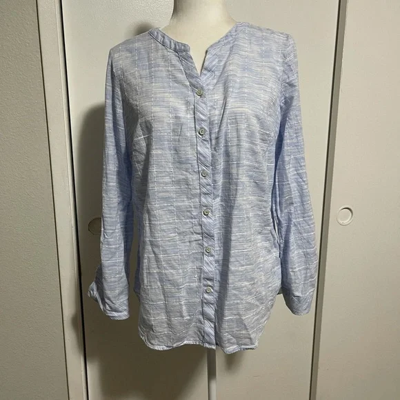 Talbots light blue/ white top - Picture 1 of 4